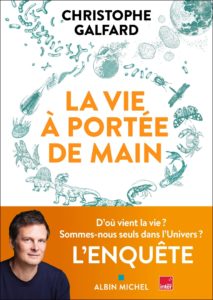 LA VIE A PORTEE DE MAIN
